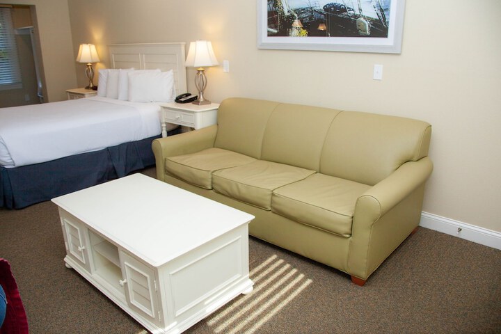 Room 21 of 56