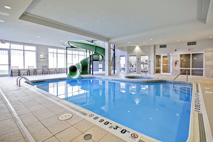 Pool 10 of 53