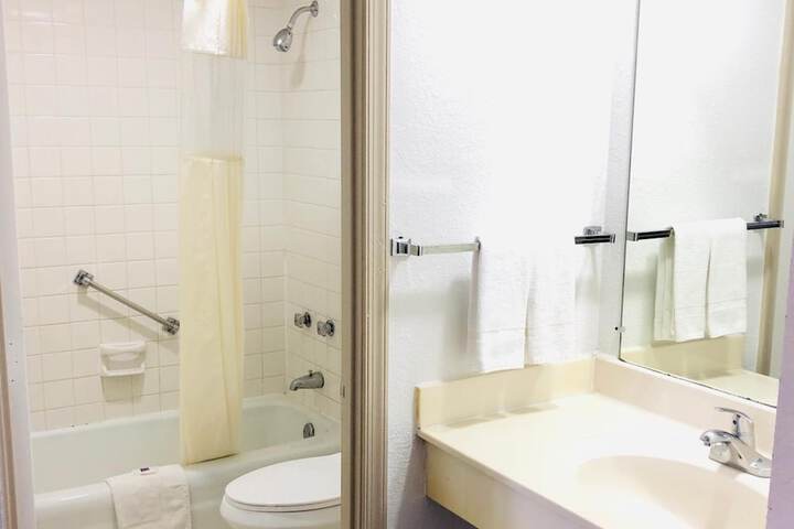 Motel 6 Falls Church VA - Arlington Boulevard