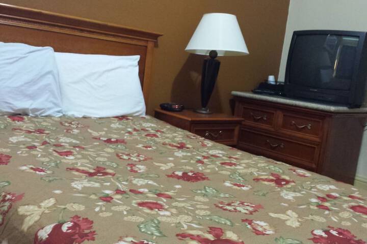 Room 29 of 38