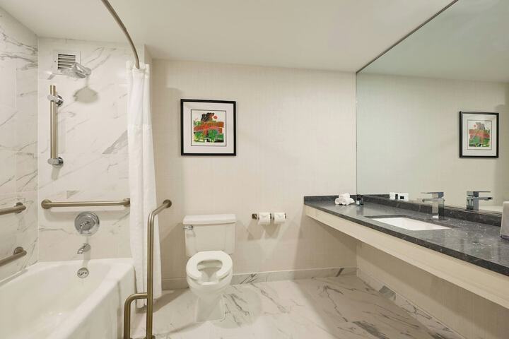 The Henry Hotel Autograph Collection