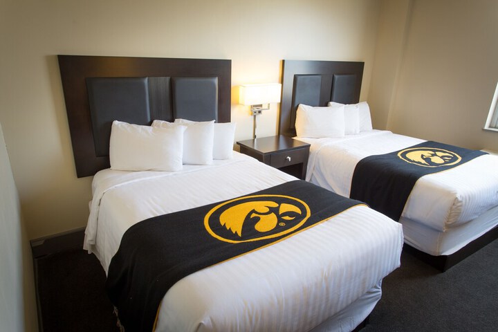 Room 11 of 33