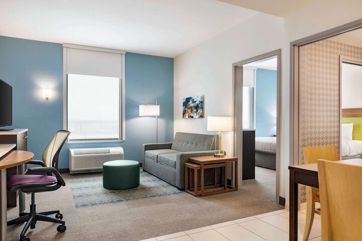 Room 32 of 45