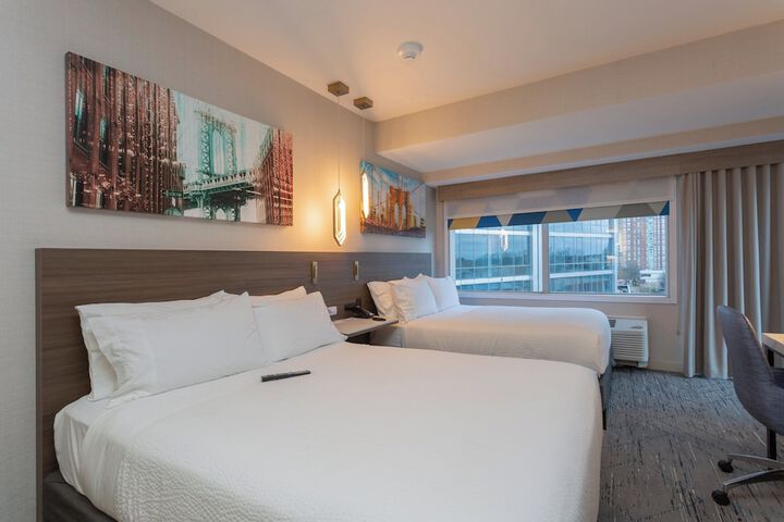 Room 21 of 61