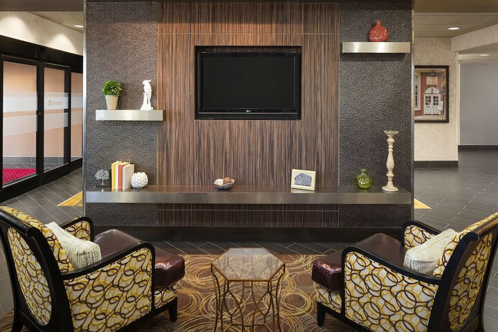 Hotel Interior 13 of 32