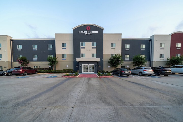 Hotel 2 of 39