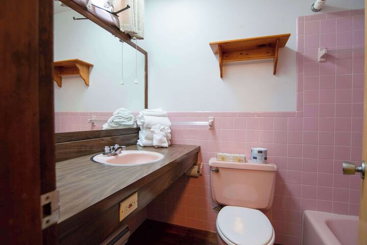 Room 80 of 154