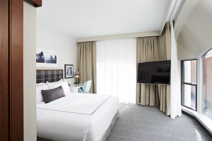 Room 14 of 42