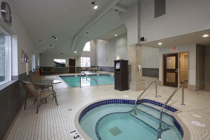 Pool 10 of 89