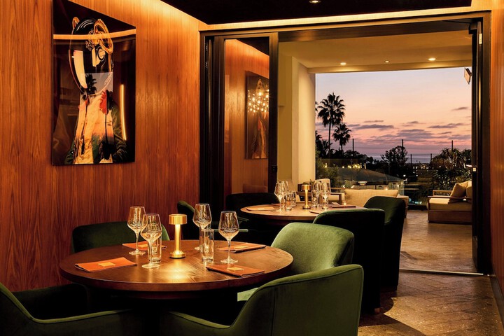 VEA Newport Beach a Marriott Resort & Spa