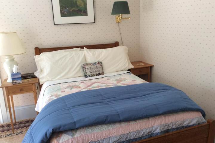 Room 15 of 37