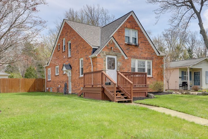 Walk to Lake Erie: Chic Home Private Yard & Deck