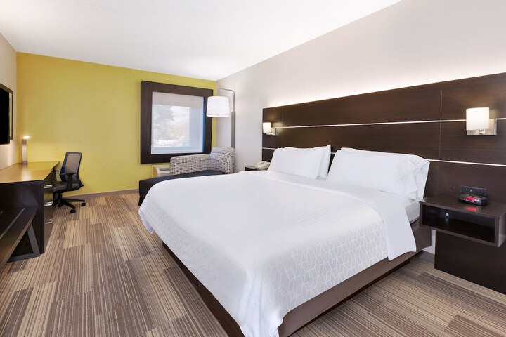 Room 20 of 37