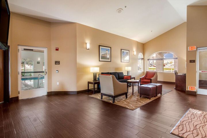 Hotel Interior 12 of 38