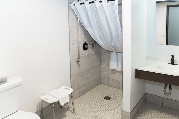 Room 19 of 27