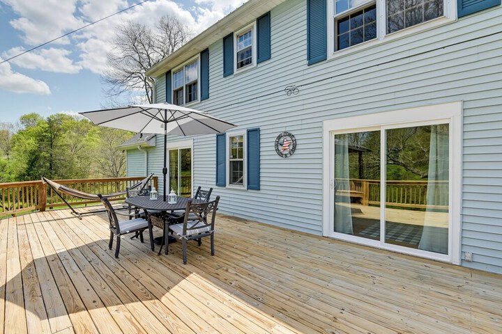 Chic Nashville-area Retreat w / Private Pool!