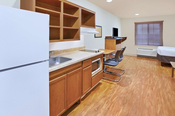 Room 6 of 22