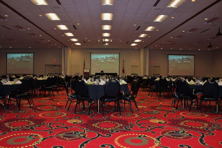 Ballroom/Hall 75 of 81