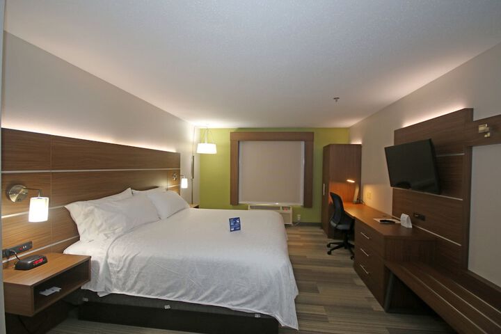 Room 22 of 45