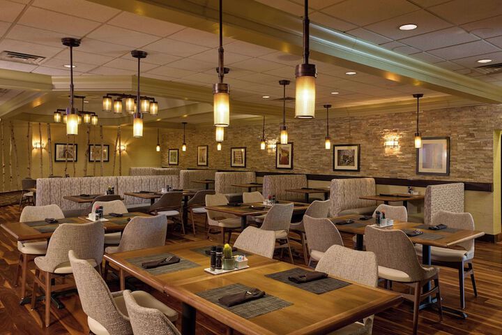 DoubleTree by Hilton Minneapolis Airport MN