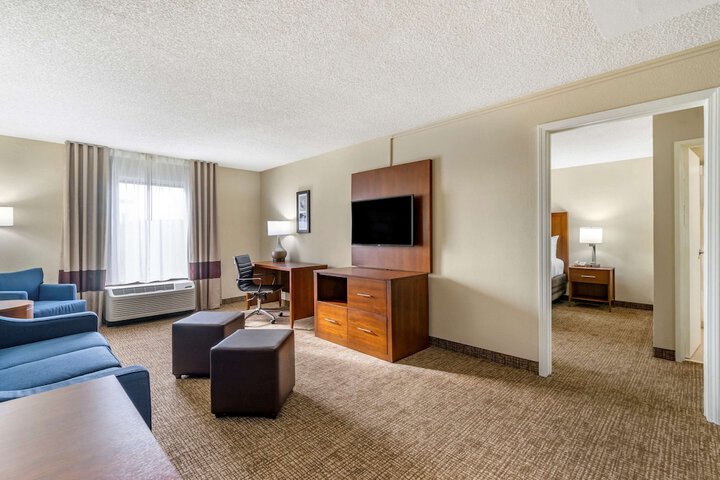 Room 17 of 42