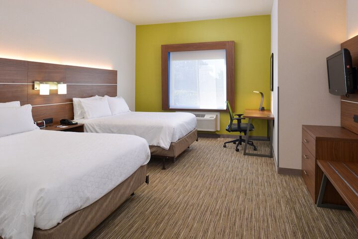 Room 13 of 50