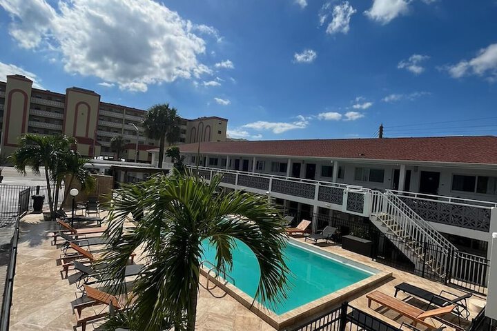 Holiday Isles Resort