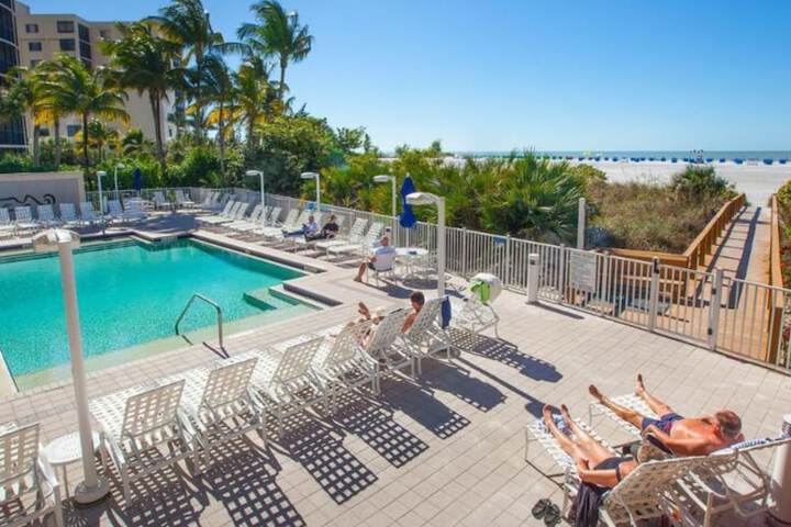 GullWing Beach Resort