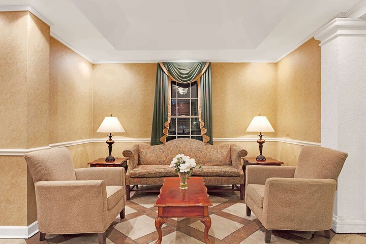 Hotel Interior 4 of 16
