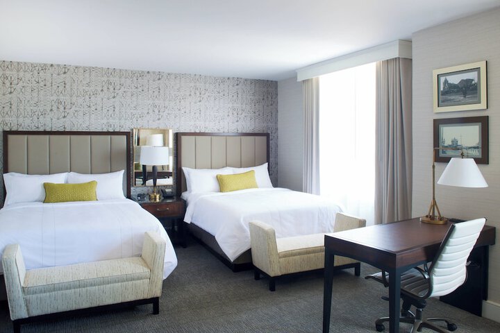 Room 49 of 102