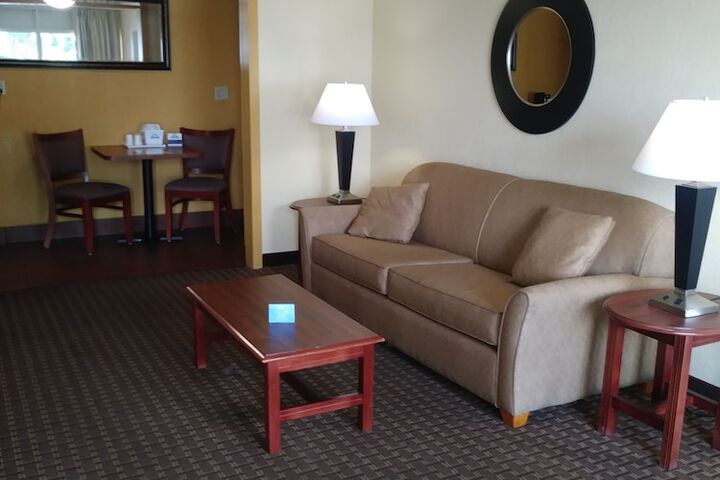 Room 34 of 53