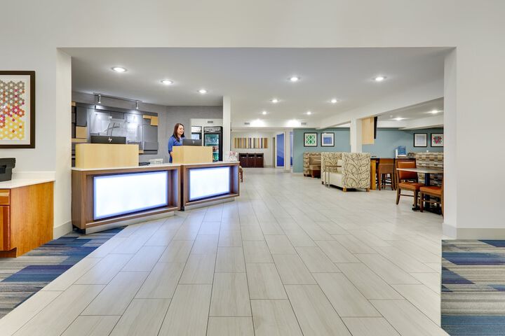 Hotel 5 of 41
