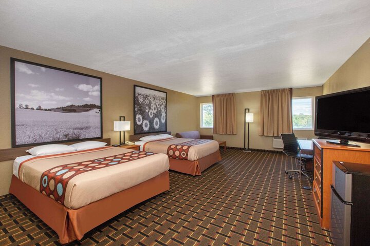 Room 15 of 20