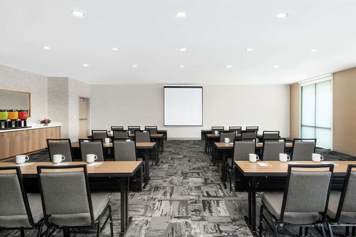 Home2 Suites by Hilton Long Island Brookhaven