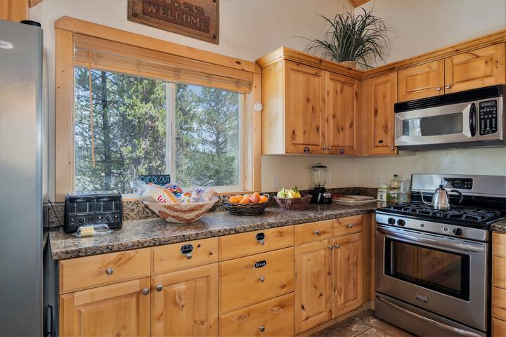 The Hideaway Lodge