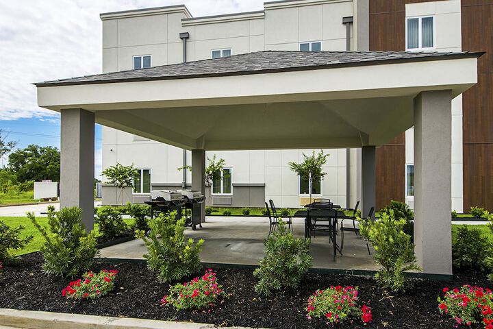 Property Grounds 39 of 41