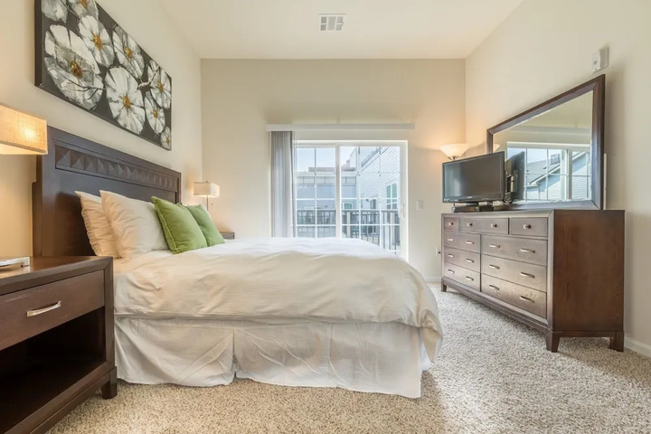 Global Luxury Suites in Downtown Morristown