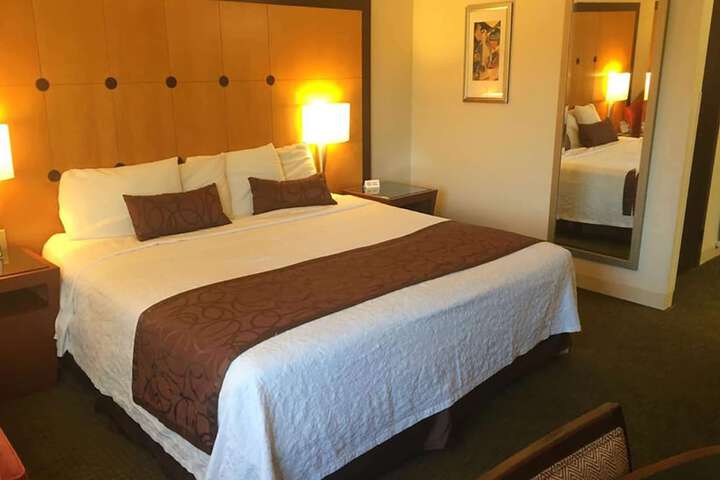 Room 31 of 43