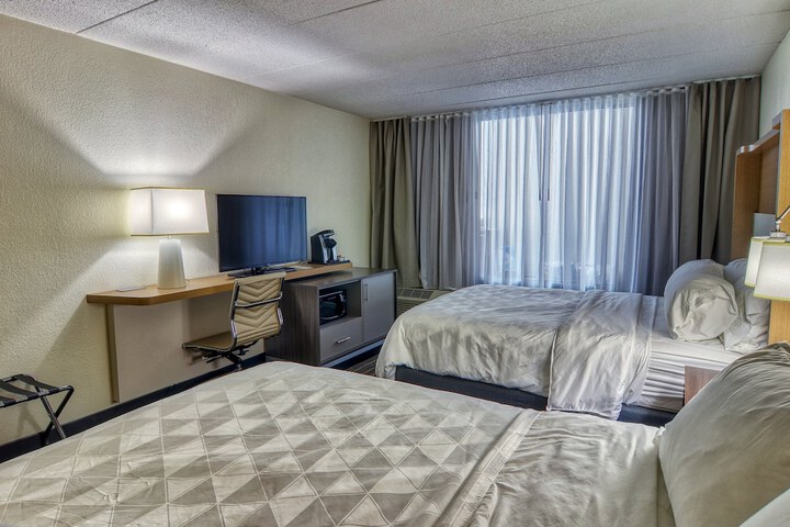 Room 46 of 84