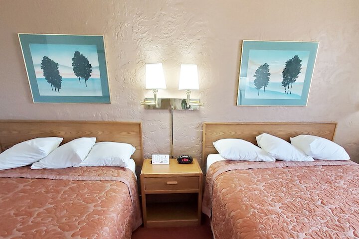 Room 35 of 41