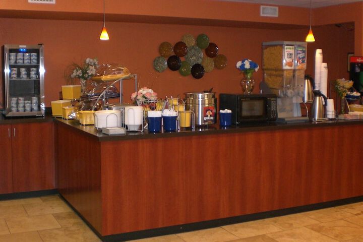 Breakfast/Coffee Service 19 of 21