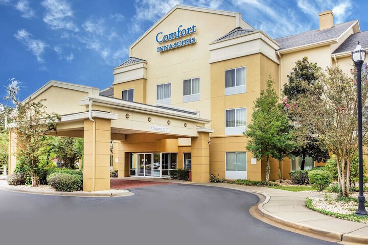 Hotel 3 of 51