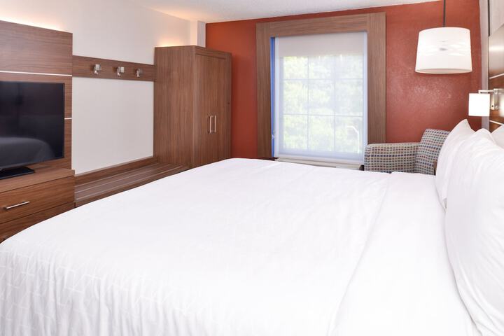 Room 45 of 61