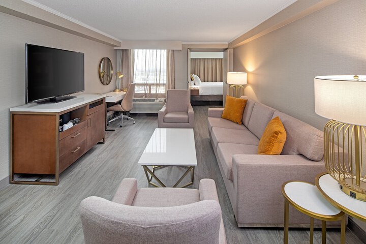 Room 22 of 62