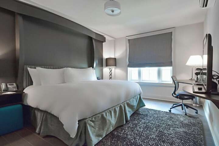 White House Hotel