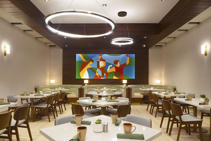 Dining 80 of 96