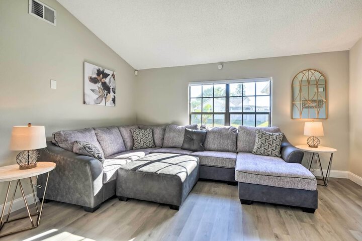 Waterfront Port Richey House w / Heated Pool!