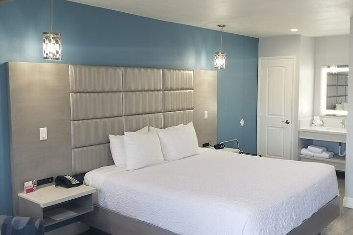 Best Western Orange Plaza