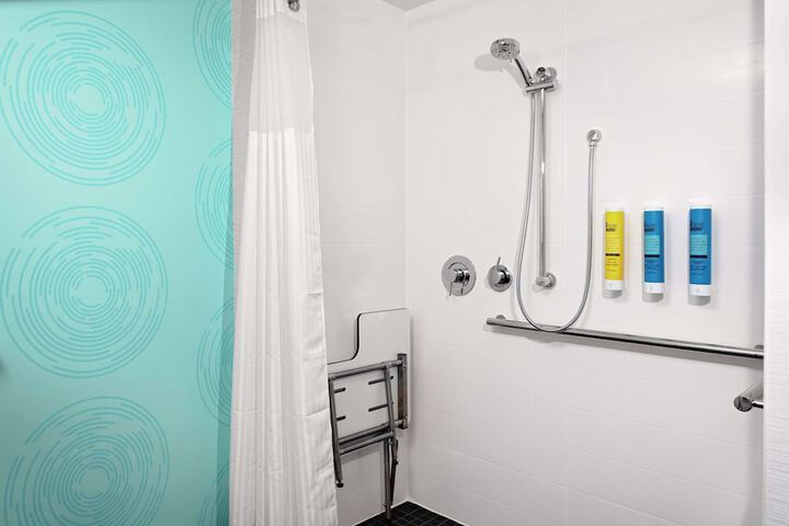 Room 14 of 21