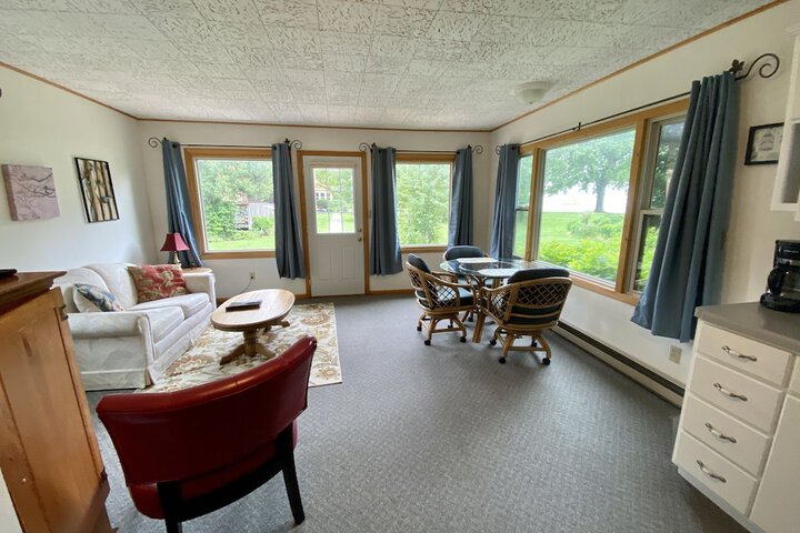 Room 48 of 104